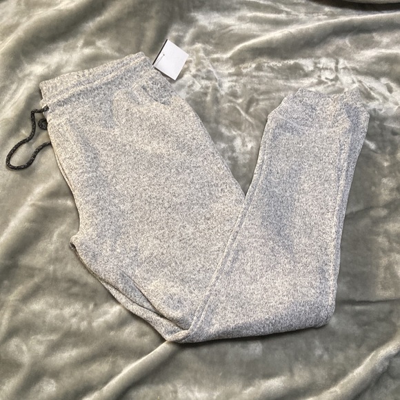 NWT Grey Joggers - Picture 4 of 4